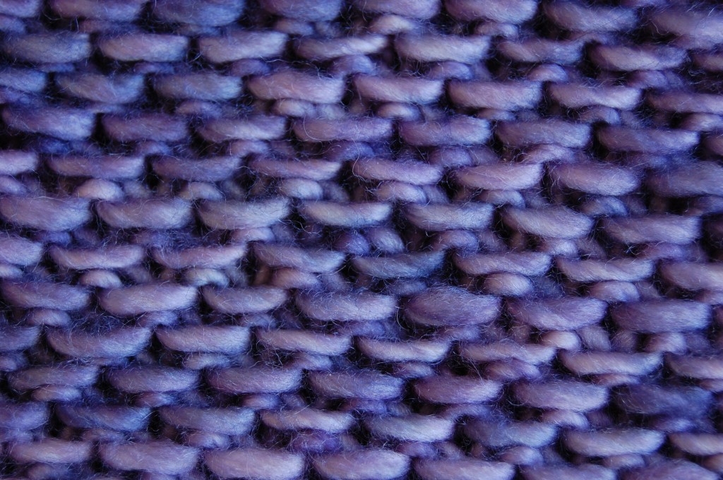 Hone Cowl, Close-up